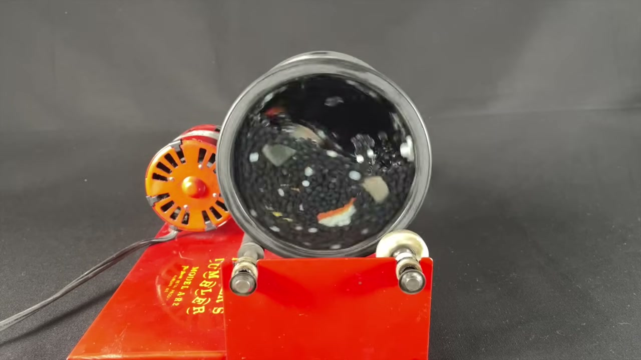 Rock tumbler wattage reading showing 36 watts and 26 kWh over 30 days