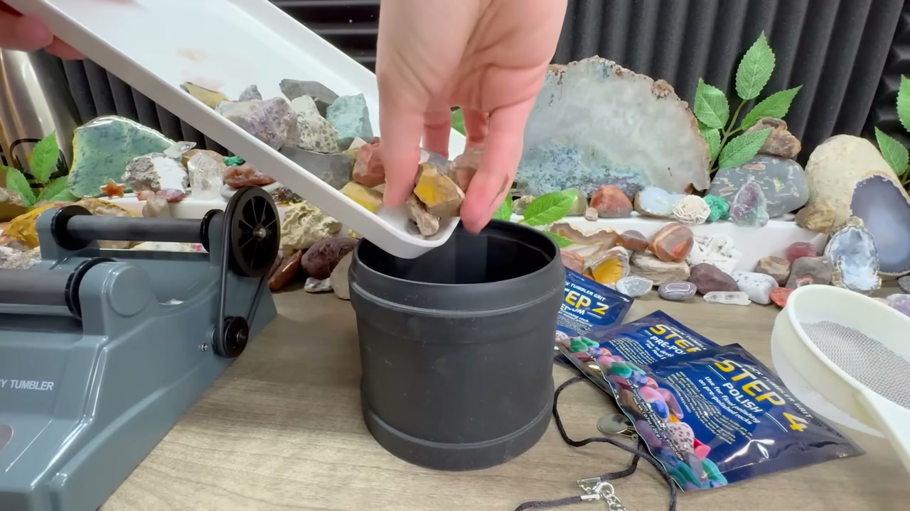 National Geographic Hobby Rock Tumbler Kit